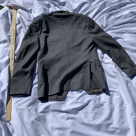 Ermenegilodo Zenga suit jacket small size. - Picture 7 of 9